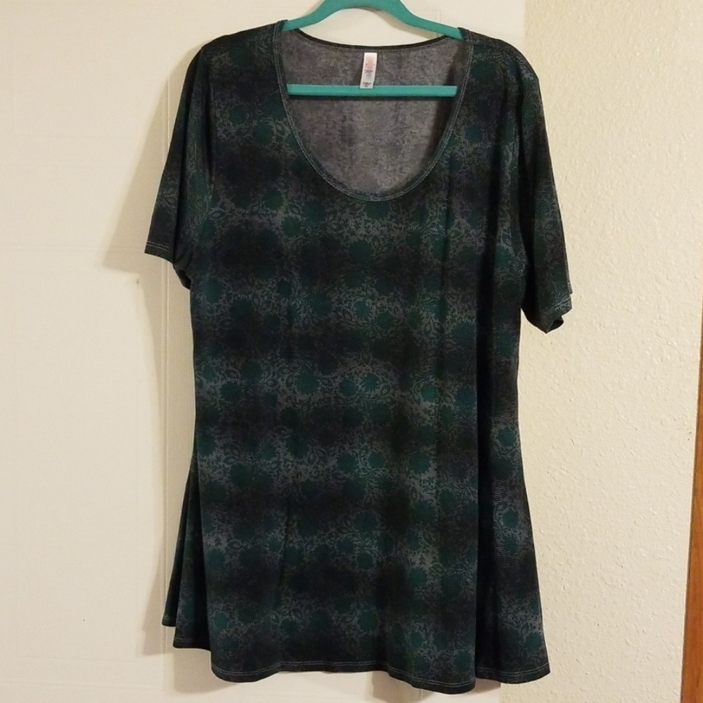 Lularoe perfect tee